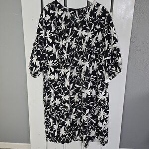 Ellos Womens V-Neck A-line Modi Dress 1X Smocked Bodice Black White Floral Party